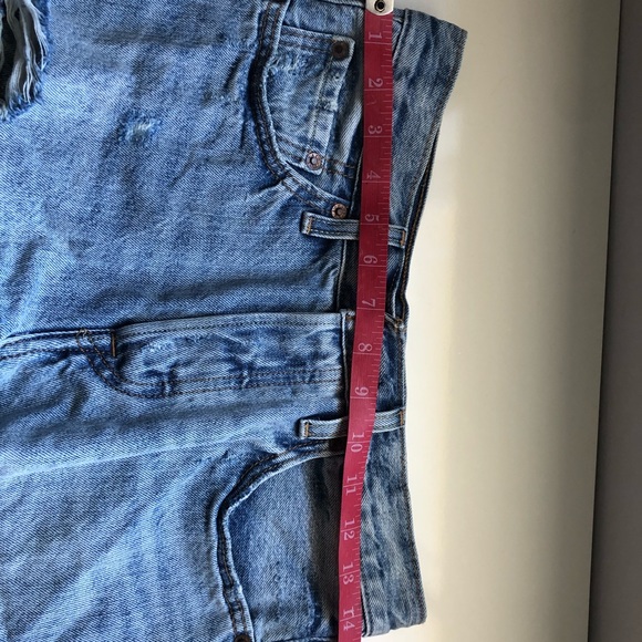 Levi’s 501 medium wash shorts - Picture 7 of 7